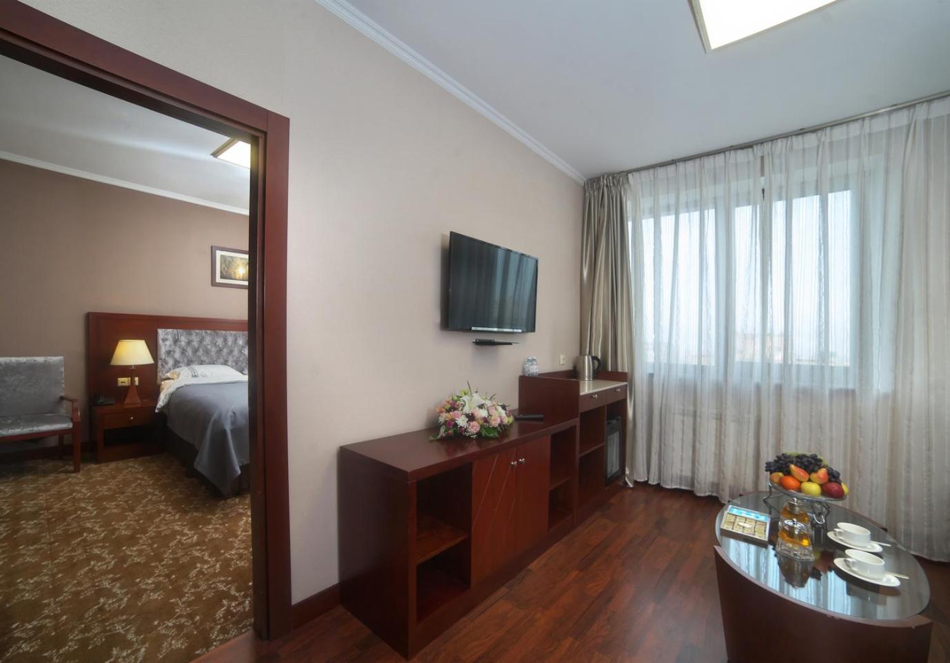Grand Voyage Hotel Almaty Exterior foto